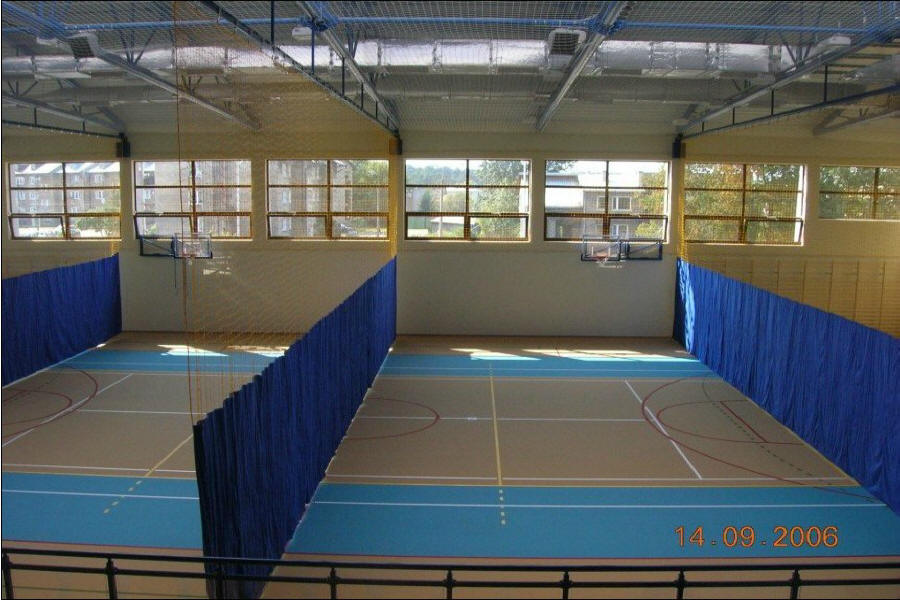 сітки спортивні вузлові безвузлові захисні гамаки канати в Польщі 01